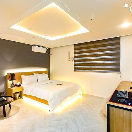 Hash Hotel Suwon Exteriér fotografie